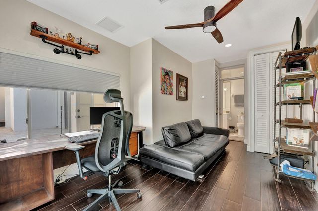 6131 NW 30th Avenue, Boca Raton, FL 33496