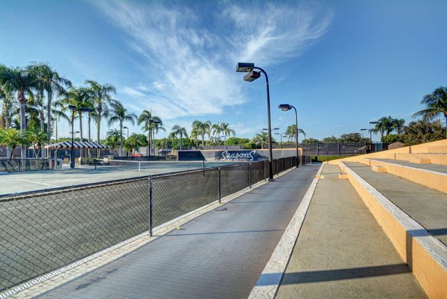 6131 NW 30th Avenue, Boca Raton, FL 33496