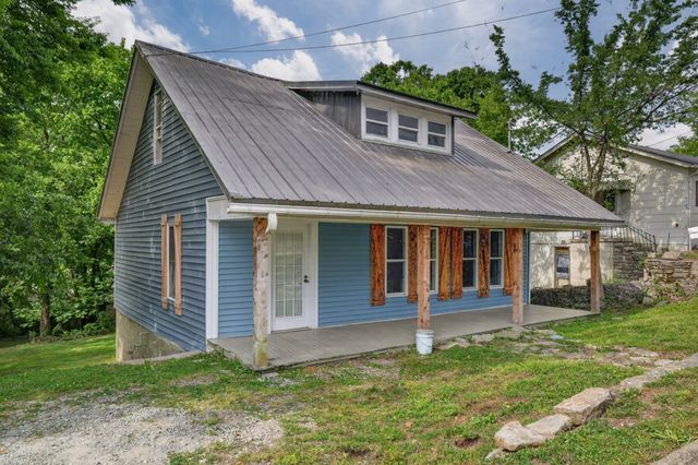 408 Washington St, W, Fayetteville, TN 37334