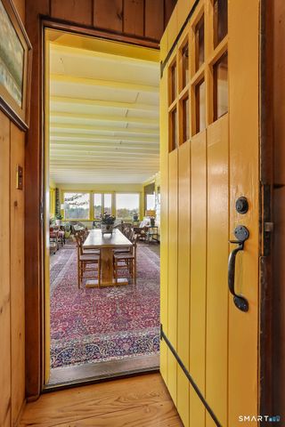 34 Black Snake Lane, Bridgewater, CT 06752