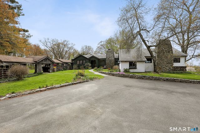 34 Black Snake Lane, Bridgewater, CT 06752