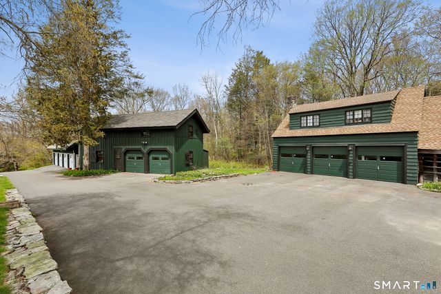 34 Black Snake Lane, Bridgewater, CT 06752