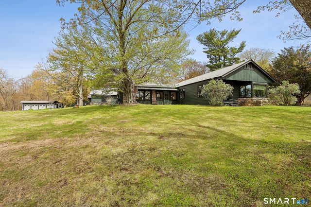34 Black Snake Lane, Bridgewater, CT 06752