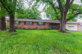1209 HILLCREST Drive, Canyon, TX 79015