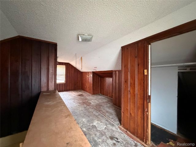 12705 Flanders Street, Detroit, MI 48205