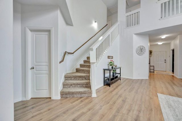 3012 Cambridge Meadows Lane, Dickinson, TX 77539