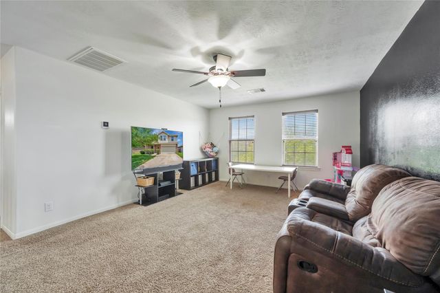 3012 Cambridge Meadows Lane, Dickinson, TX 77539