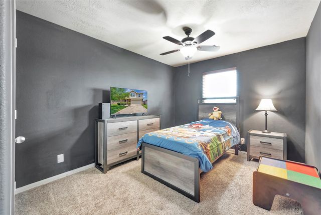 3012 Cambridge Meadows Lane, Dickinson, TX 77539