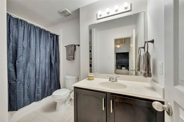 3012 Cambridge Meadows Lane, Dickinson, TX 77539
