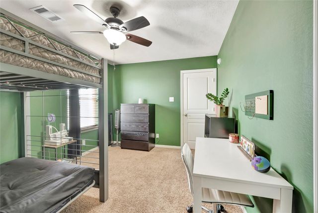 3012 Cambridge Meadows Lane, Dickinson, TX 77539