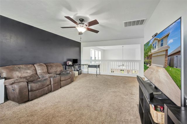 3012 Cambridge Meadows Lane, Dickinson, TX 77539