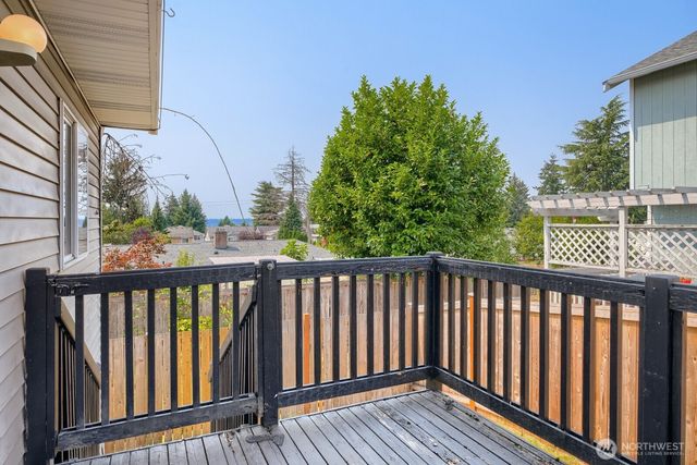 17809 112th Avenue SE, Renton, WA 98055