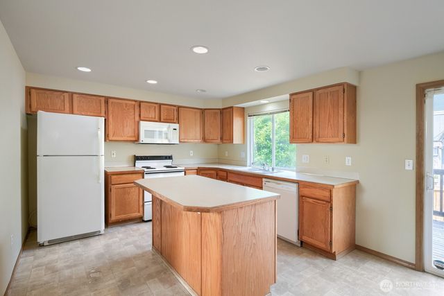 17809 112th Avenue SE, Renton, WA 98055