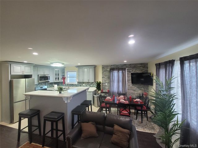 14330 185th Street, Springfield Gardens, NY 11413