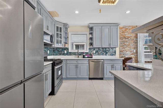 14330 185th Street, Springfield Gardens, NY 11413