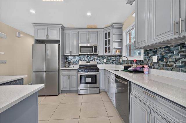14330 185th Street, Springfield Gardens, NY 11413