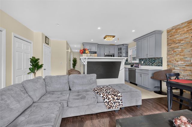 14330 185th Street, Springfield Gardens, NY 11413