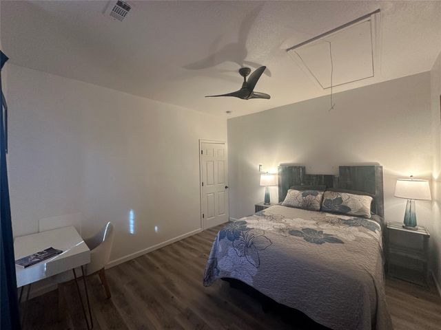 4009 Avenue L, Galveston, TX 77550