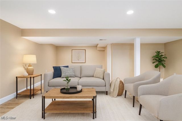 889 Township 217, Bloomingdale, OH 43910