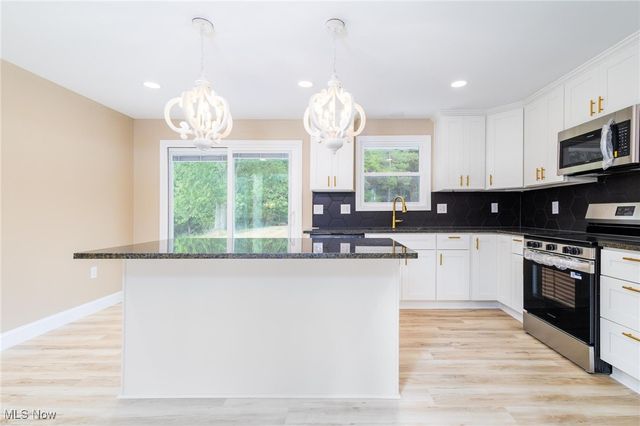 889 Township 217, Bloomingdale, OH 43910