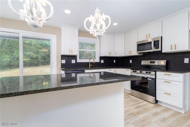 889 Township 217, Bloomingdale, OH 43910