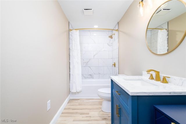 889 Township 217, Bloomingdale, OH 43910