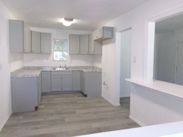 4011 Broadview Place NW, Albuquerque, NM 87107