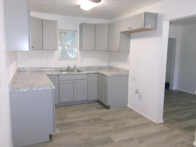 4011 Broadview Place NW, Albuquerque, NM 87107