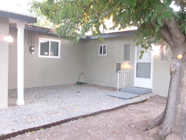 4011 Broadview Place NW, Albuquerque, NM 87107