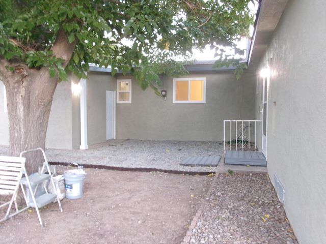 4011 Broadview Place NW, Albuquerque, NM 87107