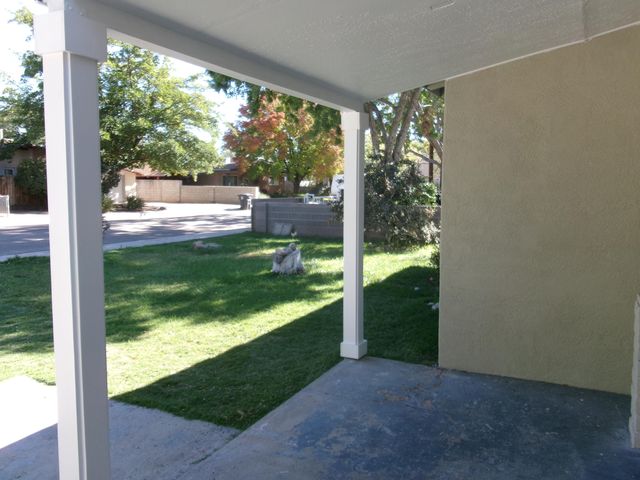 4011 Broadview Place NW, Albuquerque, NM 87107