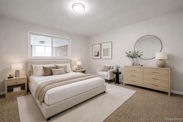 25748 Curie Avenue, Warren, MI 48091