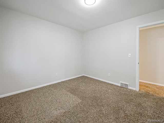 25748 Curie Avenue, Warren, MI 48091