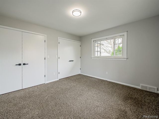 25748 Curie Avenue, Warren, MI 48091