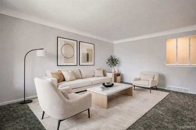 25748 Curie Avenue, Warren, MI 48091