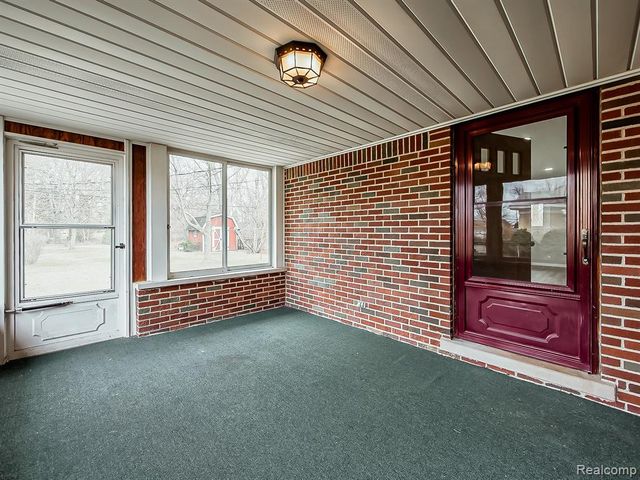 25748 Curie Avenue, Warren, MI 48091