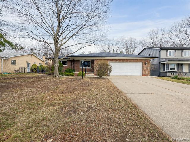25748 Curie Avenue, Warren, MI 48091