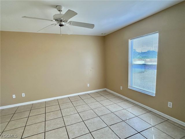 2015 Xelda AVE N, Lehigh Acres, FL 33971