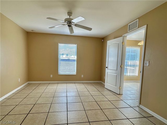 2015 Xelda AVE N, Lehigh Acres, FL 33971