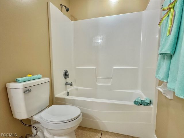 2015 Xelda AVE N, Lehigh Acres, FL 33971