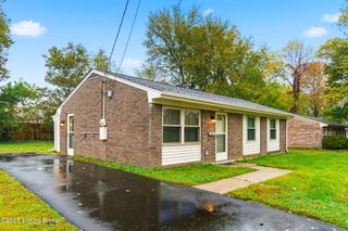 3910 Tally Ho Ct, Jeffersontown, KY 40299