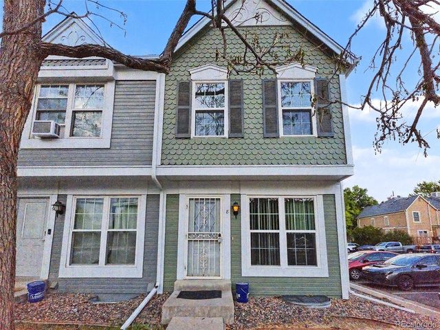 1699 S Trenton St 8, Denver, CO 80231
