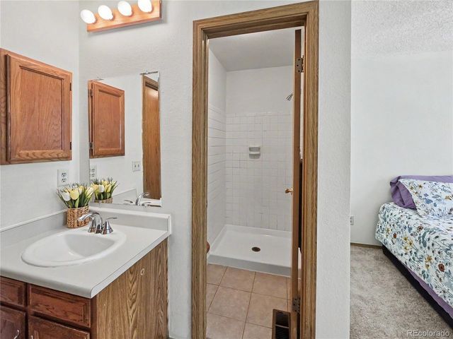 1699 S Trenton St 8, Denver, CO 80231