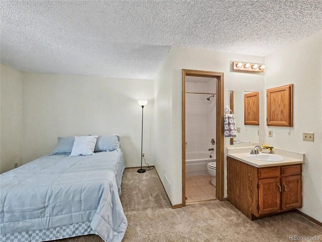 1699 S Trenton St 8, Denver, CO 80231