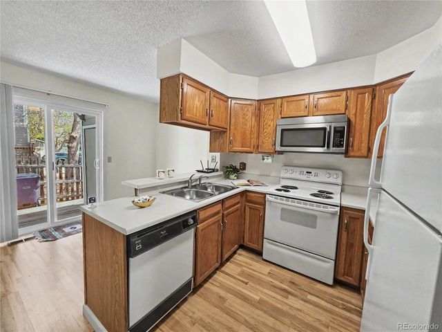 1699 S Trenton St 8, Denver, CO 80231