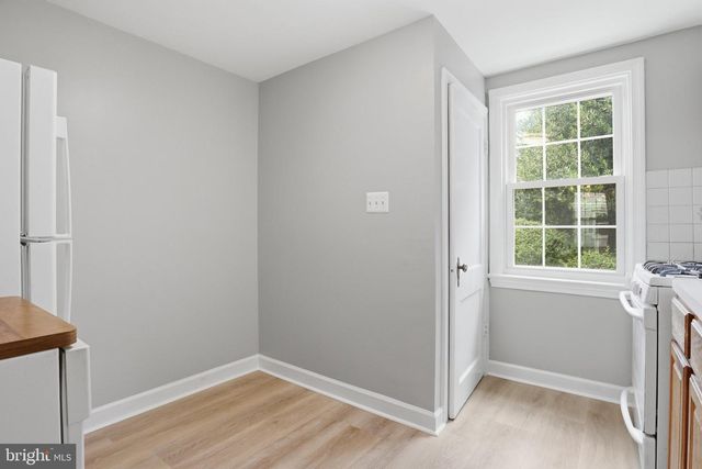 934 N LONGFELLOW ST, Arlington, VA 22205