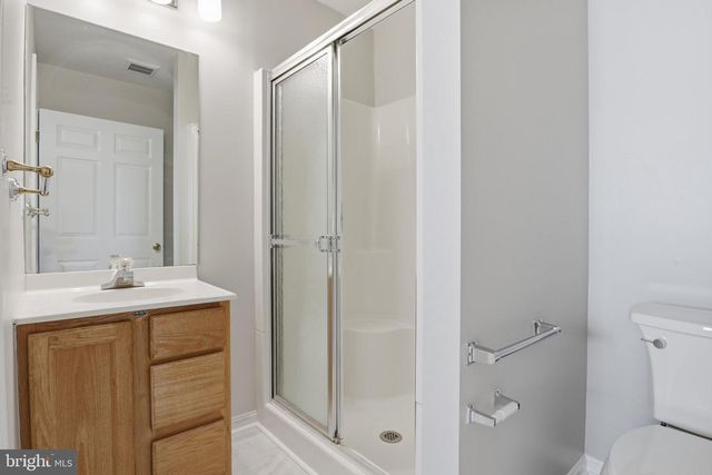 934 N LONGFELLOW ST, Arlington, VA 22205