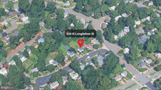 934 N LONGFELLOW ST, Arlington, VA 22205