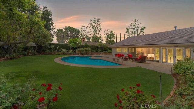27002 Rocking Horse, Laguna Hills, CA 92653