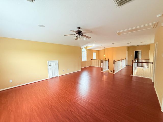 3707 Canterbury Park Drive, Pearland, TX 77584